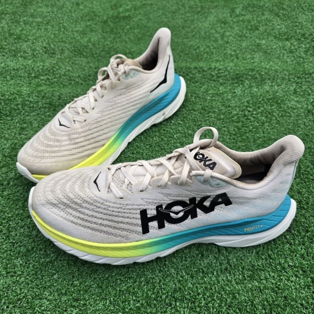 HOKA ONE ONE MACH 5 - Men’s Running Shoes - SIZE 11D